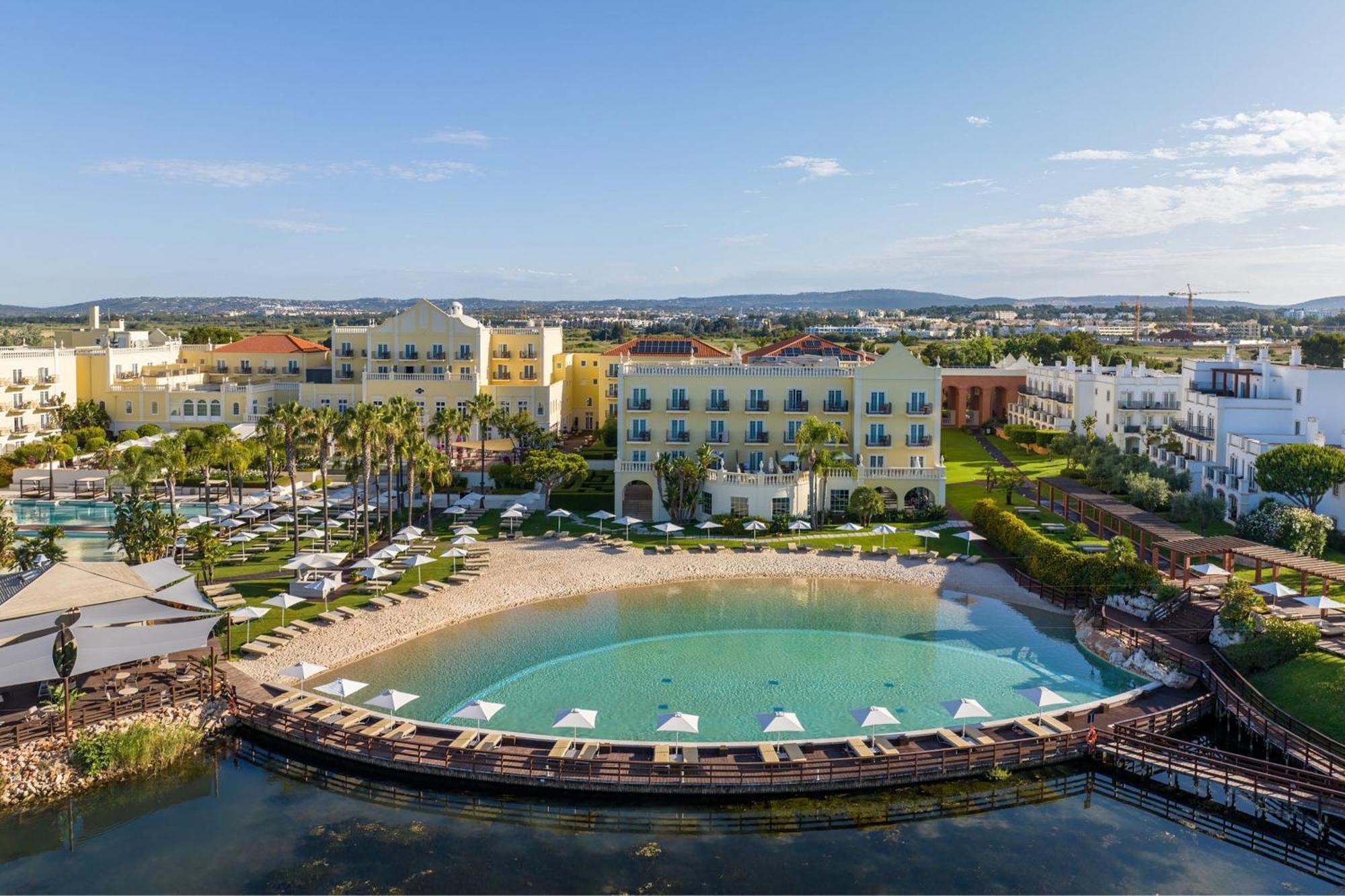 Domes Lake Algarve, Autograph Collection Vilamoura Eksteriør billede Aerial view of the hotel